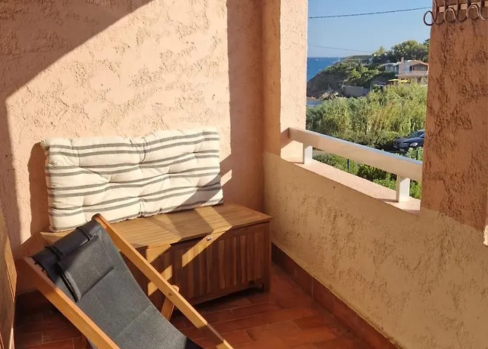 Le Miroir A * Saint Aygulf