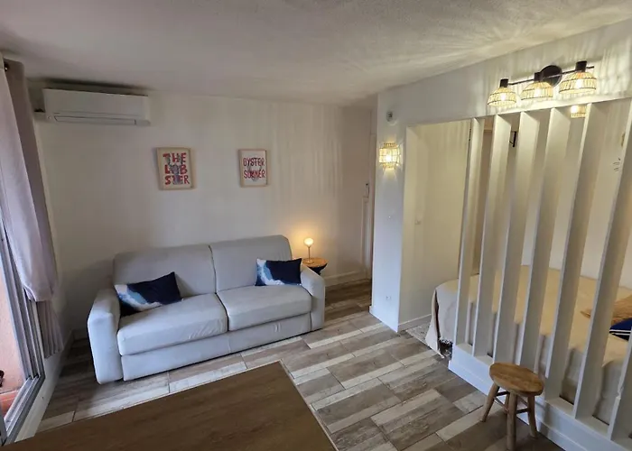 Le Miroir A * Saint Aygulf